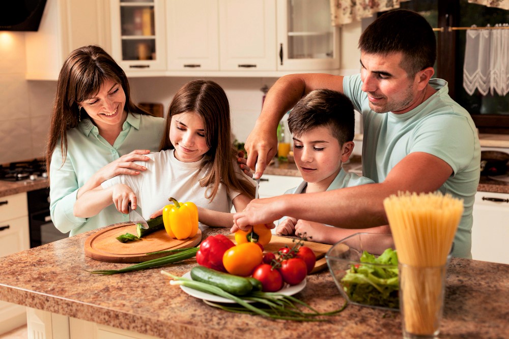 Cocinando papás e hijos tiempo de calidad y aprendizaje - foto - APDE Solalto (2)
