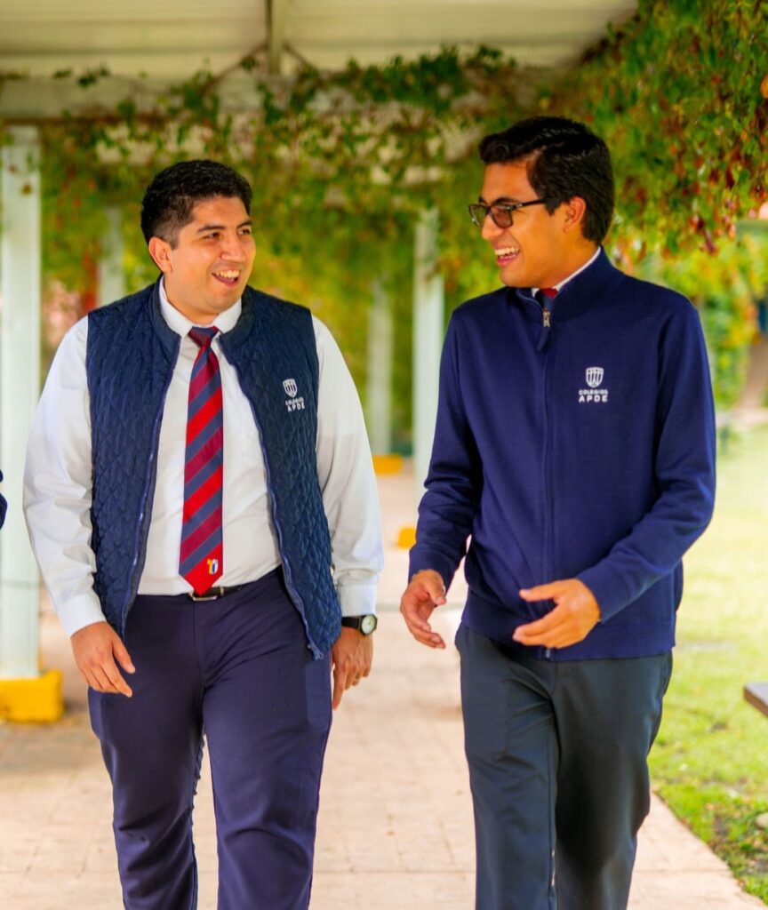 Nuestro colegio y su personal capacitado en APDE Solalto